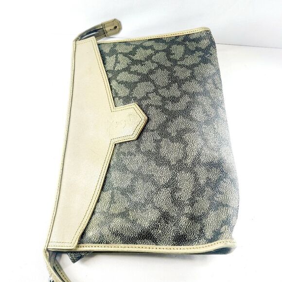 Yves Saint Laurent Leather Clutch Bag - Picture 6 of 6